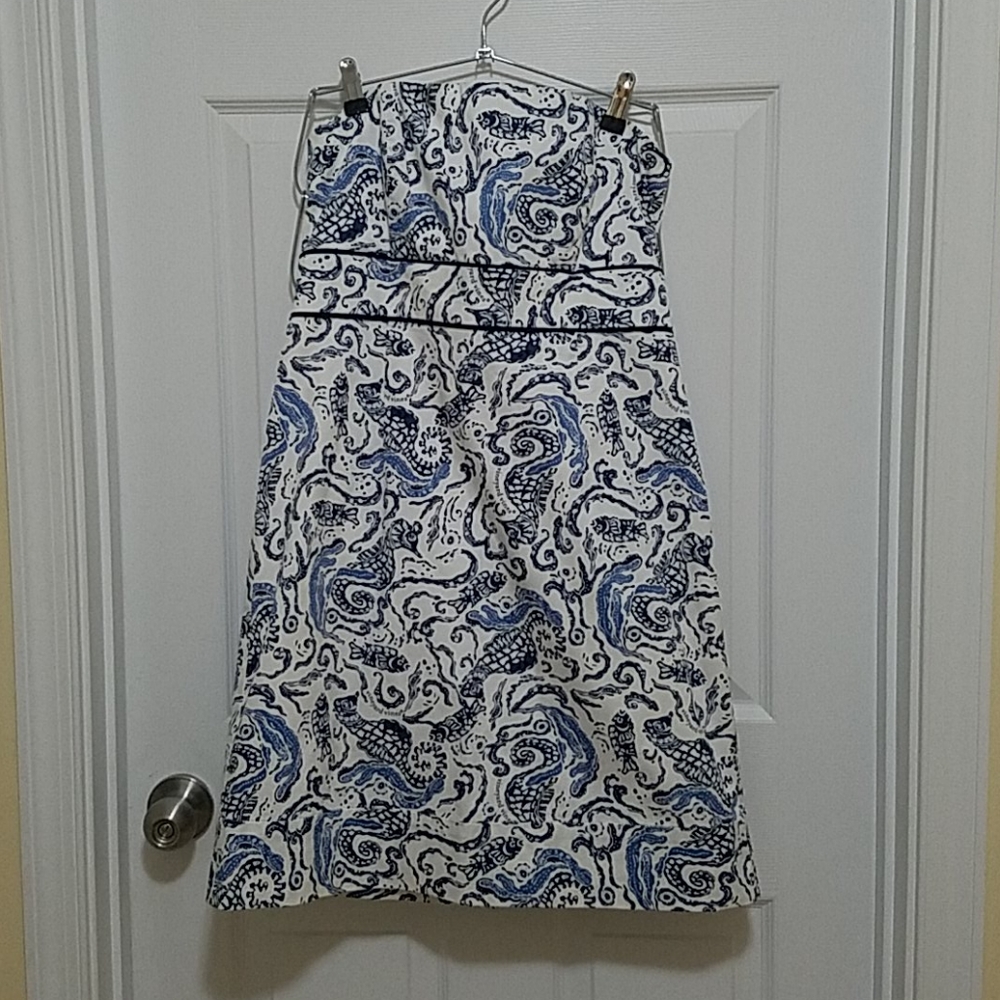 Strapless dress